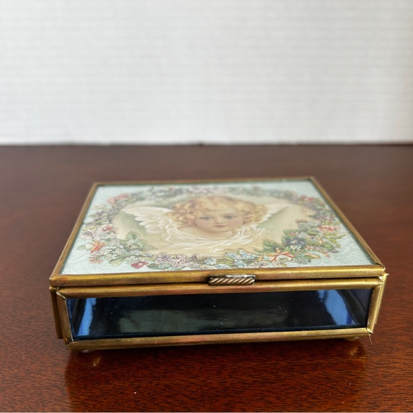 Angel Trinket/Jewellery Box Foiled Brass Stained Glass Thomas Cathey - Picture 8 of 8